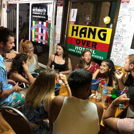 Hangover Hostel Kepulauan Phi Phi Bagian luar foto